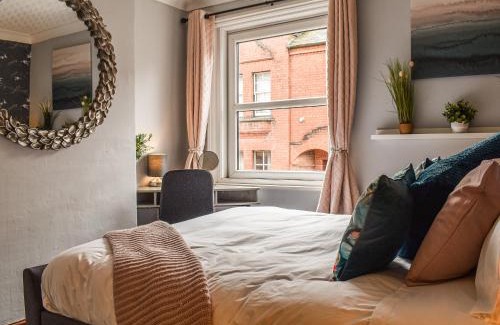 Leek House | Stonesthrow Townhouse
