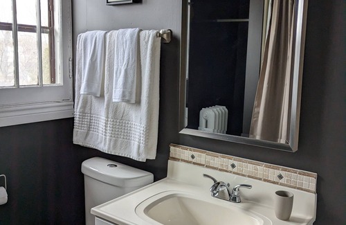 Gananoque Bed & Breakfast | Stonewater Manor
