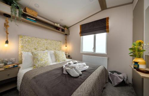 Kilgetty House | Stonewood Premium - 2 bedroom VS04