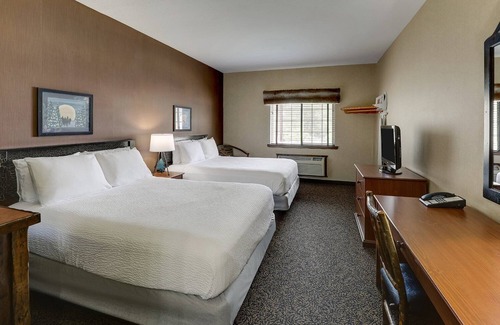 Columbia Hotel | Stoney Creek Columbia, Deluxe 2 Double w/Free Hot Breakfast | 3 Units