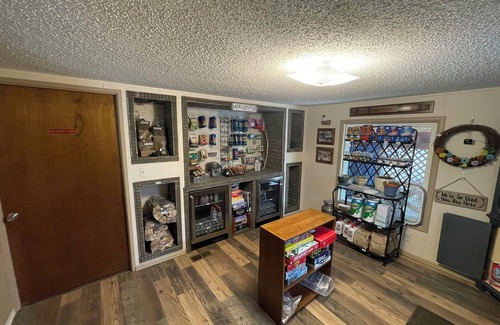 Loveland Apartment | Stoney River Lodge - Unit 9 - Bird