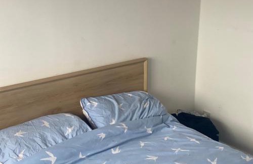 Crawley House | Stopin