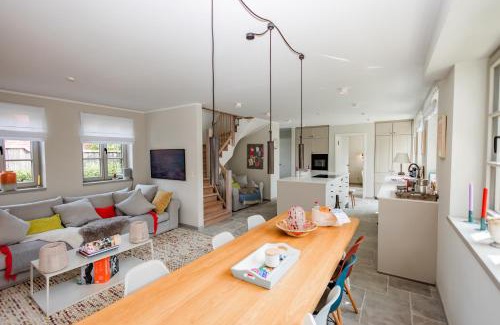 Alkersum House | Storchennest