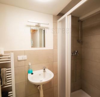 Liben Apartment | Storey apartment close to metro Palmovka