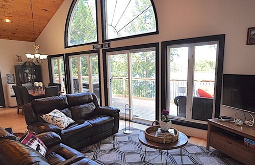 Irondale Cottage | Stormy Lake Northern Comfort