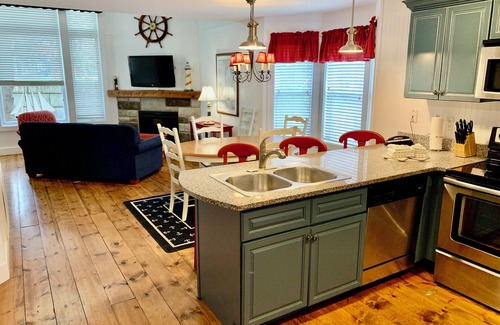 Branson Cottage | Stormy Point. Top Branson Destination Resort 3BDR/2BA sleeps 8