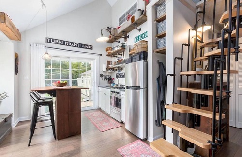 Schuyler Falls Cottage | Storybook Cottage in the Champlain Islands: Comfort and Serenity w/Wi-fi & A/C