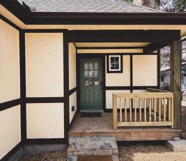 Eureka Springs Historic District Ski Chalet | Storybook Cottage at Tudor Suites