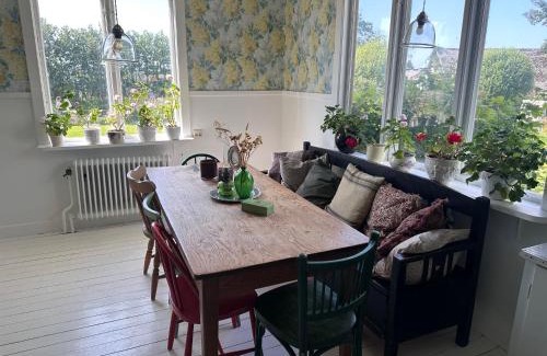 Tvaaker Bed & Breakfast | Strömma Farmlodge B&B