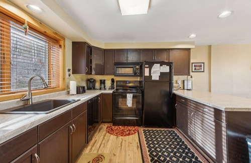 North Creek House | Straight Brook 5d - Adirondack-style Townhome 2 Bedroom Townhouse by The Summit at Gore Mountain