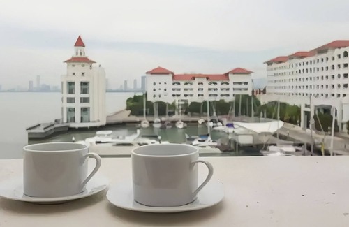 Seri Tanjung Pinang Apartment | Straits Quay Marina Suites Penang