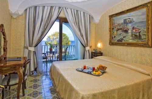 Ischia Porto Hotel | Strand Hotel Delfini