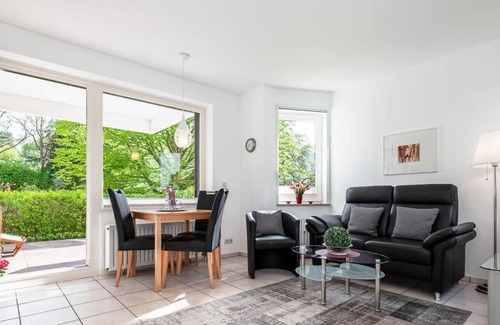 Alt-Travemunde/Ronnau Apartment | Strand & Park