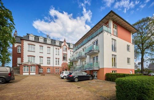 Zinnowitz Bed & Breakfast | Strandhotel garni Kormoran