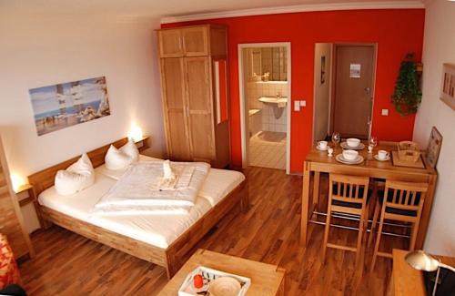 Heiligenhafen Apartment | Strandhotel S33-213
