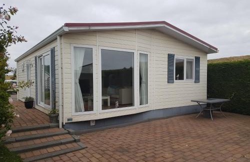 Sint-Annaland Ski Chalet | Strandhut 64