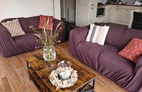 Sint-Annaland Ski Chalet | Strandhut 64