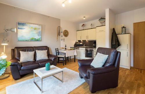 Ostseebad Ahrenshoop Apartment | Strandleben 05 - Edmund Kesting