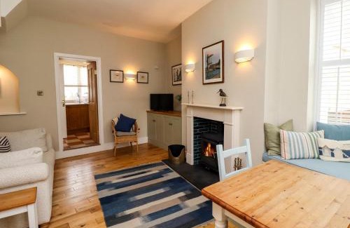 Alnmouth House | Strandline