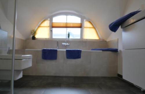 Zierow House | Strandnah Haus "Hertha"mit Infrarotsauna