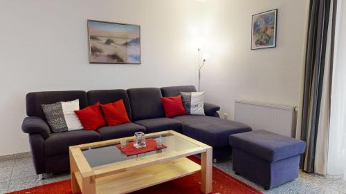 Binz Apartment | strandnahe FeWo mit Schwimmbad im Haus, a cappella 68,Binz