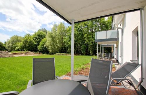 Lobbe Apartment | strandnahe FeWo mit Terrasse, gratis Nutzung vom AHOI Erlebnisbad und Sauna in Sellin - Rex Rugia FeWo 11-3