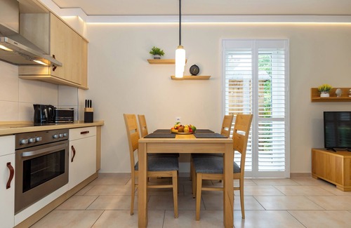 Alt Gaarz Apartment | Strandnahe und Moderne 3-zimmer-fewo für bis zu 4 Person