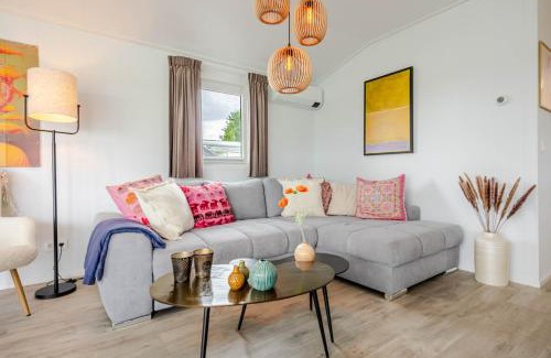 Lathum House | Strandperle Lathum Ferienhaus in Premium Lage am See für Urlaub und Workation mit Hundestrand