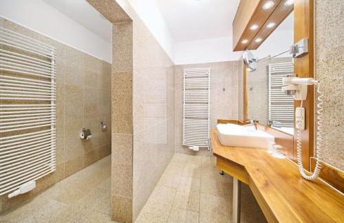 Zinnowitz Hotel | Strandvilla Viktoria