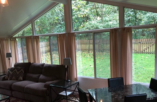 Boalsburg House | Stranger's Resort- Great PSU weekend Geataway