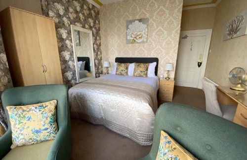 Llandudno House | Stratford House Exclusively for Adults