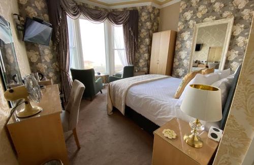 Llandudno House | Stratford House Exclusively for Adults