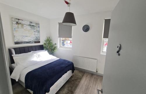 Bow House | Stratford Prime Rooms