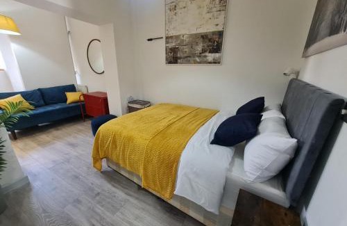 Bow House | Stratford Prime Rooms