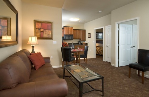 Airway Heights Apartment | Stratford Suites