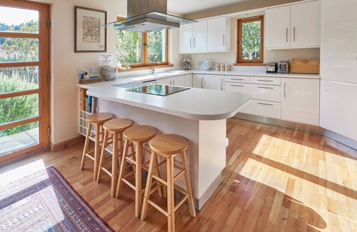 Forres Cottage | STRATHNAVER, pet friendly, luxury holiday cottage in Kinloss