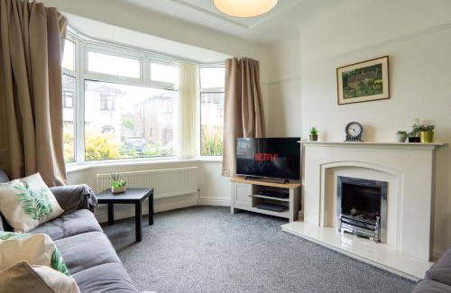 Hunts Cross Apartment | Strawberry Fields House - Air Host & Stay - 3 Bedroom