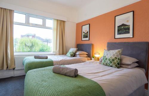 Hunts Cross Apartment | Strawberry Fields House - Air Host & Stay - 3 Bedroom