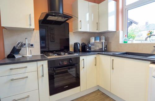 Hunts Cross Apartment | Strawberry Fields House - Air Host & Stay - 3 Bedroom