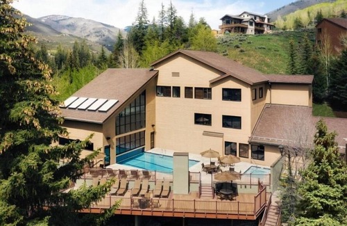 Vail Condo | Streamside at Vail Vibrant 1BR Condo with Swimming Pool