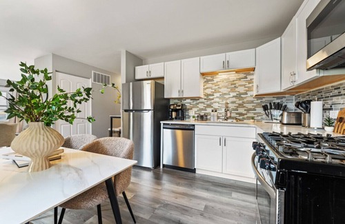 Streamwood House | Streamwood Gameroom K/Q Bd Pet Friendly