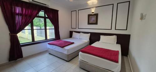 Gua Villa | Striatus by Holiday Pool Villa A'Famosa Resort