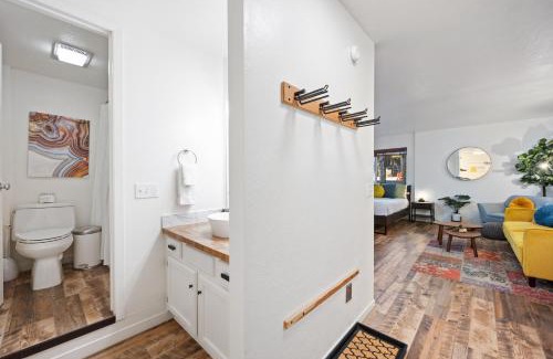 Tahoe City House | Striking Queen Deluxe Studio w/Kitchenette #114 at Donner Lake Village