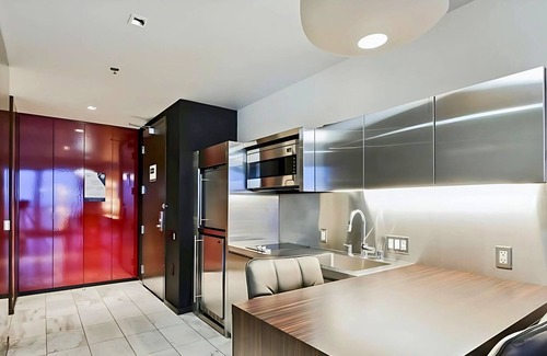 Las Vegas Apartment | StripSuite Palms Place Hotel/Resort & Casino