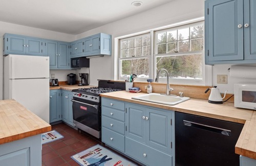 Waitsfield House | Strong House 3 Bedroom Home