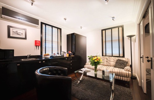 Cheltenham Apartment | Strozzi Palace Suites by Mansley