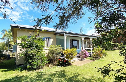 Stuarts Point House | Stuarts Point - Relaxed Coastal Coolest Location in Town - Opposite The River.