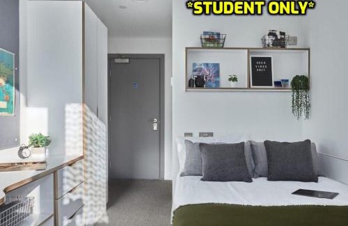 Leicester Hotel | Student Only Central Leicester Zeni Ensuite Rooms