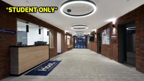 Leicester Hotel | Student Only Central Leicester Zeni Ensuite Rooms