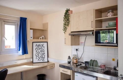 Deptford Apartment | Student Only McMillan Student Village